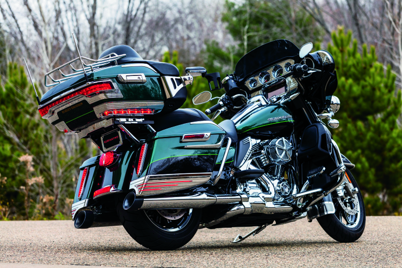 Kuryakyn Tri-Line Accent For Rear Tour-Pak Light Chrome Tail Lights Kuryakyn