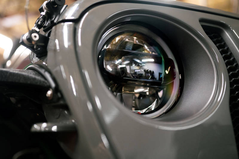 DV8 Offroad 18-22 Jeep Gladiator Wrangler LED Projector Headlights Headlights DV8 Offroad