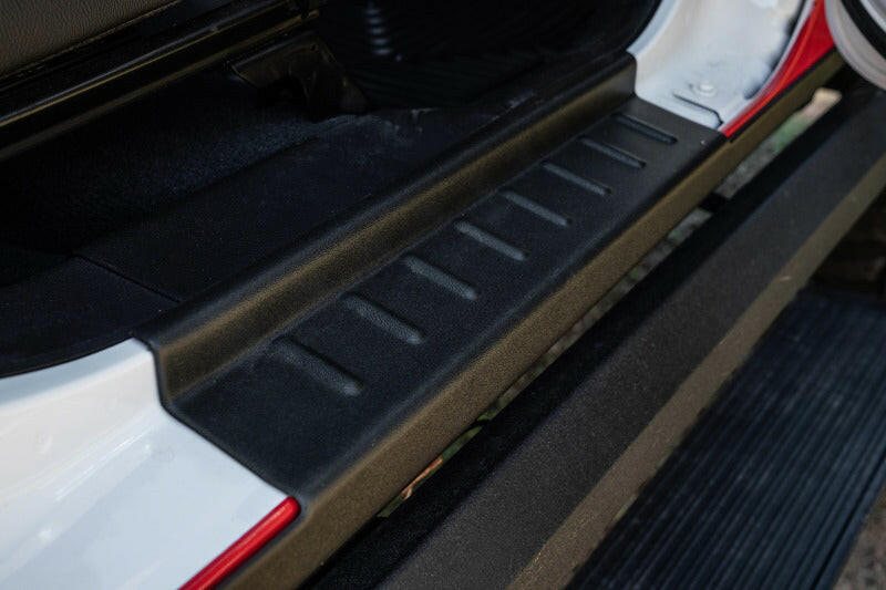 Bushwacker 20-21 Jeep Gladiator Trail Armor Rocker Panel Body Armor & Rock Rails Bushwacker