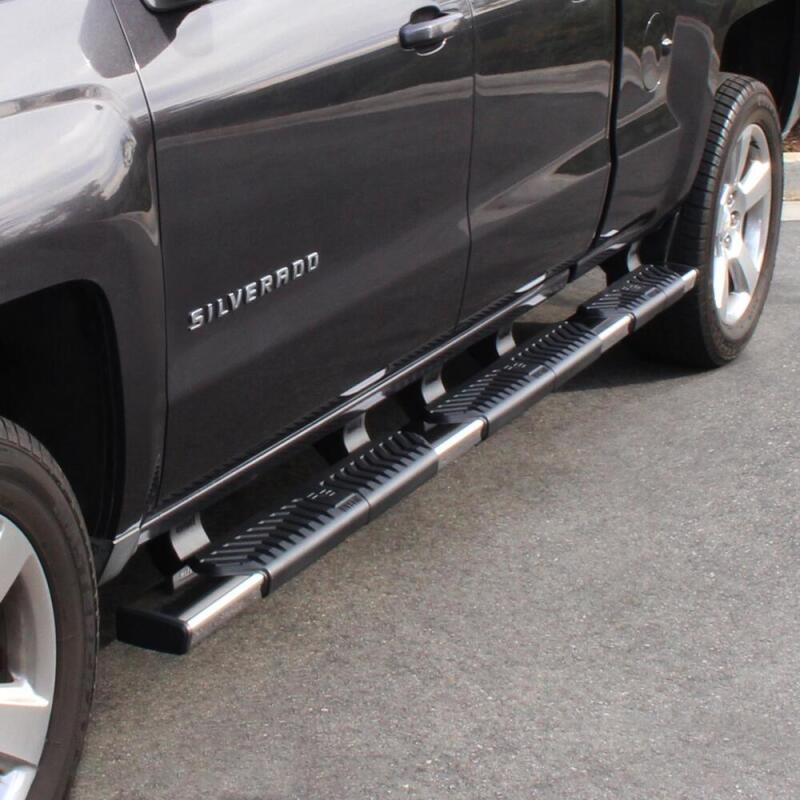 Westin 07-18 Chevrolet Silverado 1500 CC 6.5ft Bed R5 M-Series W2W Nerf Step Bars - Blk Nerf Bars Westin