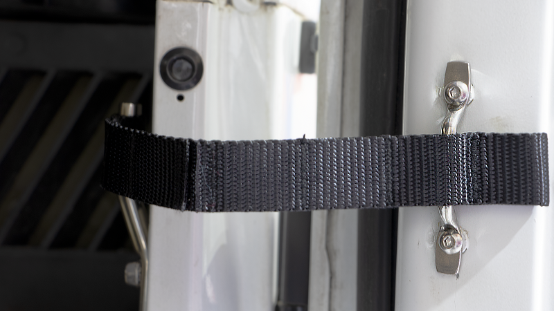 Kentrol Jeep Wrangler TJ Polished Stainless Door Strap Kit Polished Stainless Steel Doors Kentrol