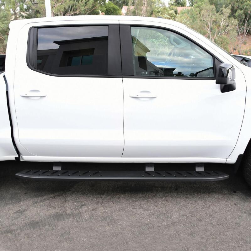 Westin 2019 Chevrolet Silverado/Sierra 1500 Crew Cab Thrasher Running Boards - Textured Black Running Boards Westin