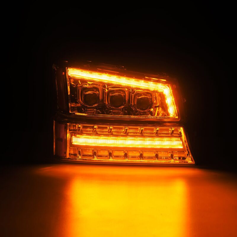 AlphaRex 03-06 Chevy Silverado 1500/2500HD/3500HD/Avalanche Chrome NOVA LED Proj Headlights Headlights AlphaRex