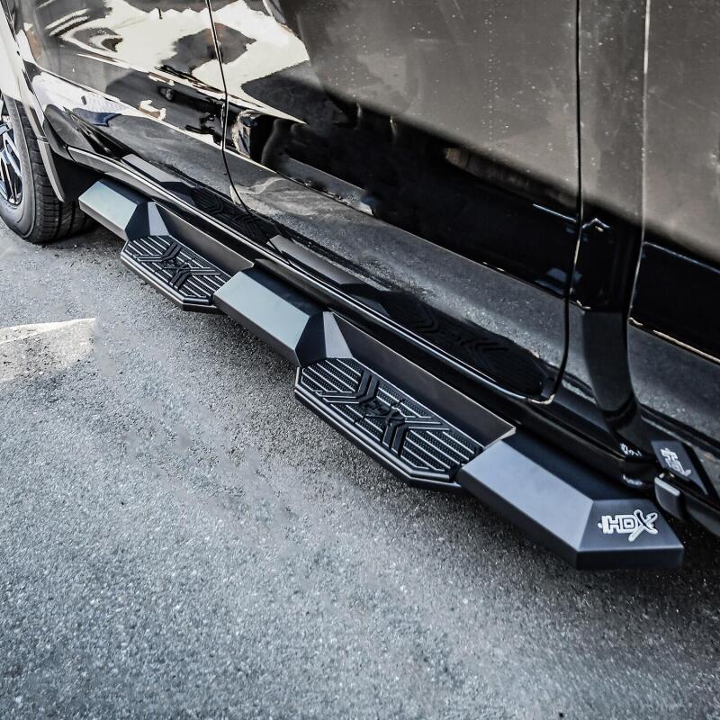Westin 19-22 Chevrolet Silverado 1500 DC HDX Xtreme Nerf Step Bars - Tex. Blk Nerf Bars Westin