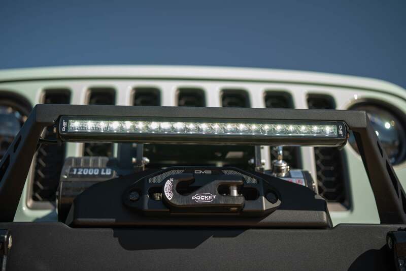 DV8 Offroad 20in Halo Elite Single Row Light Bar with Accent Light - White/Amber Light Bars & Cubes DV8 Offroad