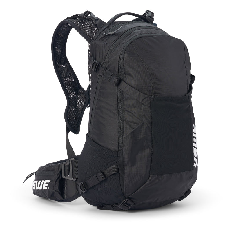 USWE Shred MTB Daypack 25L - Carbon Black Bags - Backpacks USWE