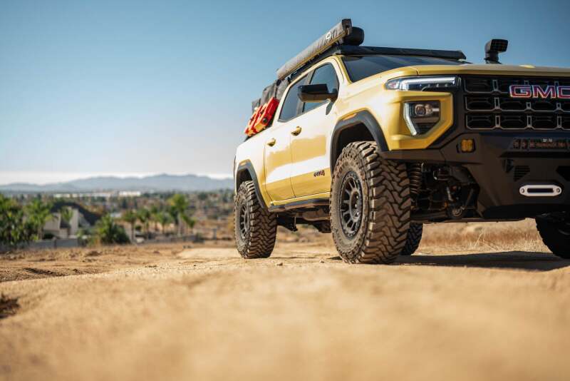 DV8 Offroad 23-24 Chevy Colorado OE Plus Side Steps - Black Steel Side Steps DV8 Offroad