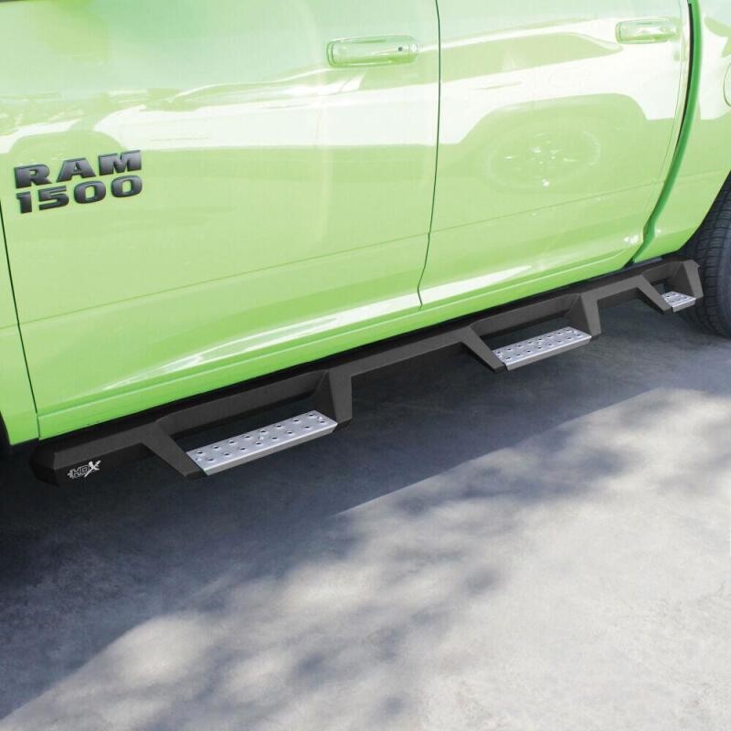 Westin 19-23 1500 Classic CC 5.5ft. Bed HDX Stainless Drop W2W Nerf Step Bars - Tex. Blk Nerf Bars Westin