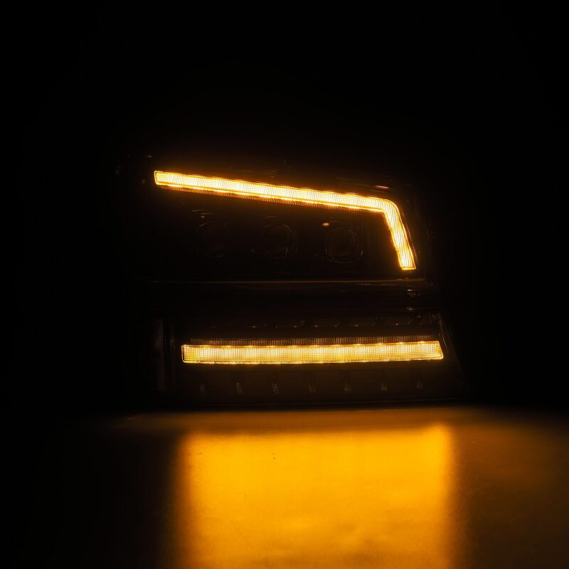 AlphaRex 03-06 Chevy Silverado 1500/2500HD/3500HD/Avalanche Alpha-Black NOVA LED Proj Headlights Headlights AlphaRex