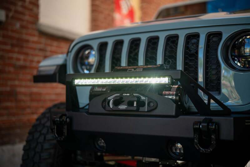 DV8 Offroad 20in Halo Elite Single Row Light Bar with Accent Light - White/Amber Light Bars & Cubes DV8 Offroad