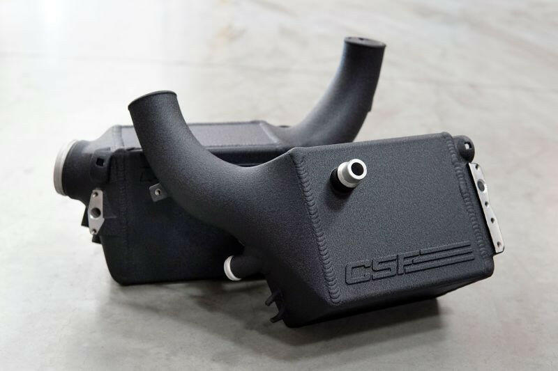 CSF 16-21 BMW M5 (F90) / 17-21 BMW M8 (F91/F92/F93) Twin Charge-Air-Cooler Set - Crinkle Black Intercoolers CSF