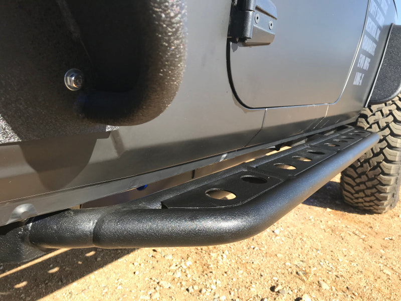 Fishbone Offroad 07-18 Jeep Wrangler JK 4 Door Steel Side Steps - Black Textured Powdercoat Side Steps Fishbone Offroad
