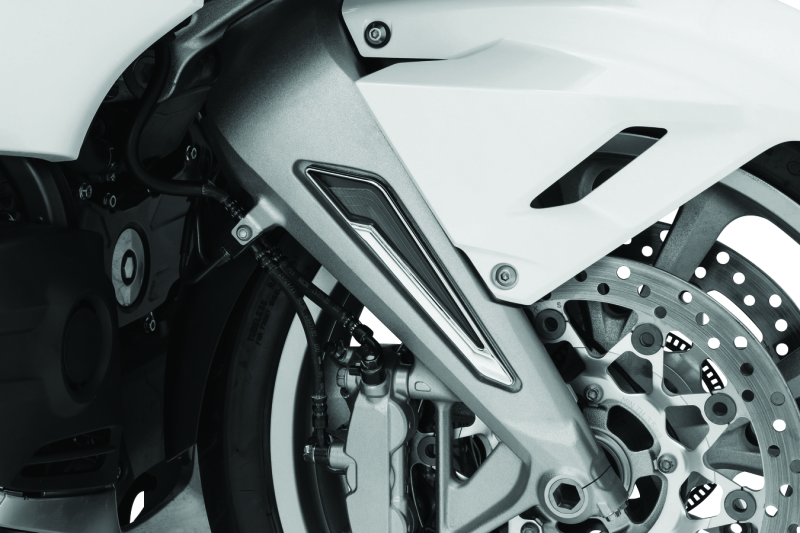 Kuryakyn Omni L.E.D. Fork Inserts 18-20 GL1800 Chrome Brackets Kuryakyn