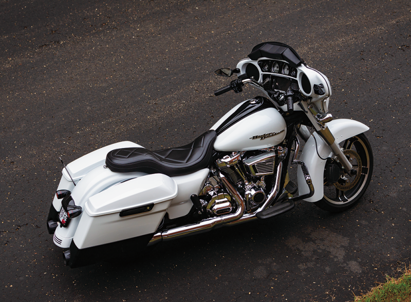 Kuryakyn Heavy Industry Driver Floorboards Black Footpegs Kuryakyn