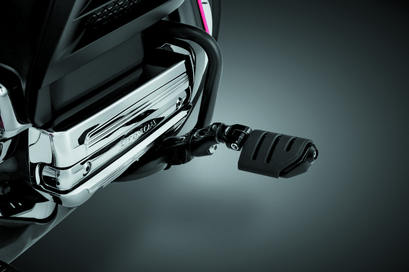 Kuryakyn Ergo II Trident Dually ISO Pegs With Long Arms Gloss Black Footpegs Kuryakyn