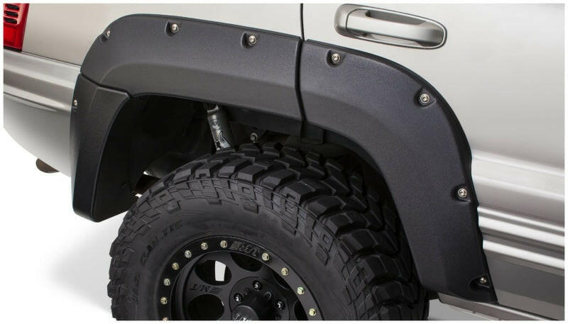 Bushwacker 99-04 Jeep Grand Cherokee Cutout Style Flares 2pc - Black Fender Flares Bushwacker
