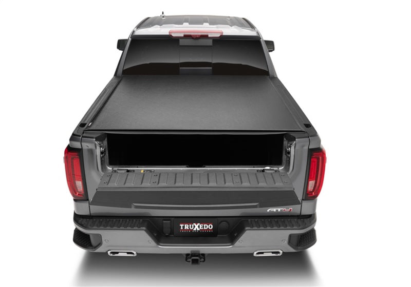 Truxedo 20-21 GM 1500 (New Body) w/ CarbonPro Bed 5ft 9in Lo Pro Bed Cover Bed Covers - Roll Up Truxedo