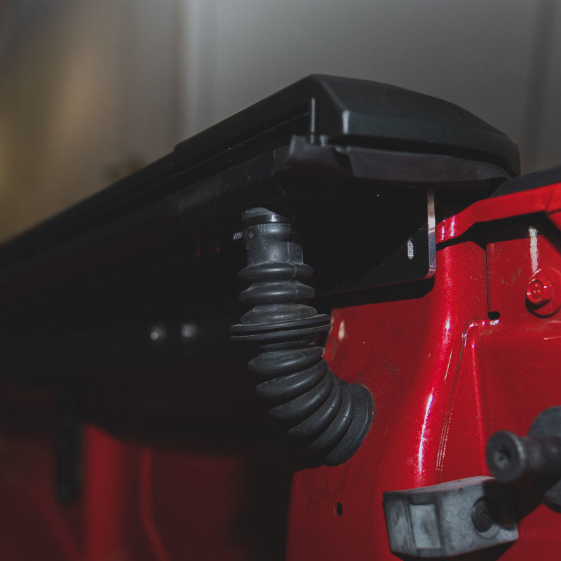 EGR 19-23 Dodge Ram 1500 Short Box RollTrac Manual Retratable Bed Cover Bed Covers - Folding EGR