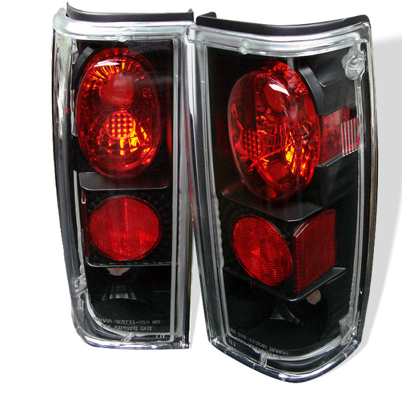 Spyder Chevy S10/S10 Blazer 82-93/GMC Jimmy 82-94 Euro Style Tail Lights Black ALT-YD-CS1082-BK Tail Lights SPYDER