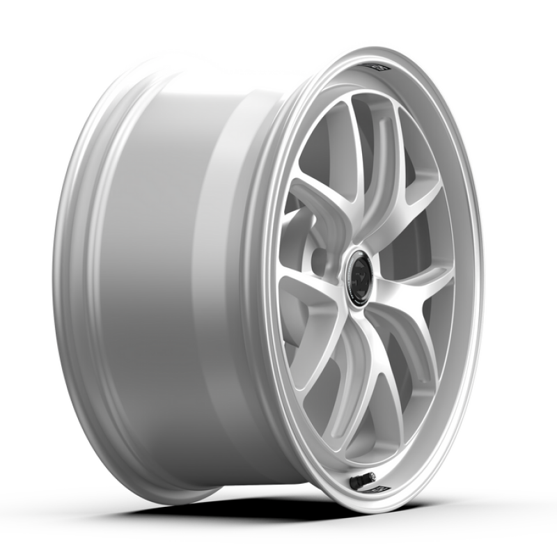 fifteen52 Sector RSR -19x9.5 / 5x120 / 22mm ET / 72.56mm Center Bore - Radiant Silver Wheels - Cast fifteen52