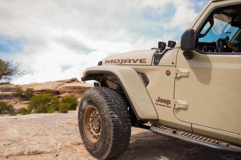 DV8 Offroad 2018+ Jeep Wrangler JL/Gladiator JT Front Inner Fenders Wheel Well Liners DV8 Offroad