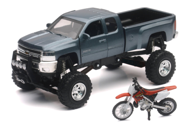 New Ray Toys Chevrolet Silverado with Honda Dirt Bike/ Scale - 1:32 Toys New Ray Toys