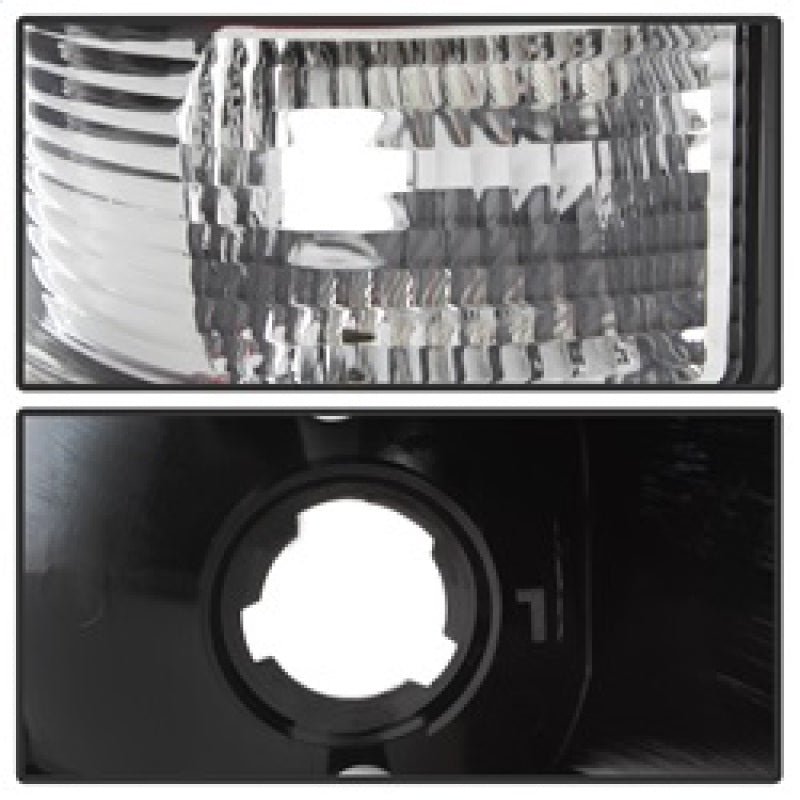 Spyder 00-06 Chevy Suburban 1500/2500 V2 Light Bar LED Tail Lights -Red Clr (ALT-YD-CD00V2-LBLED-RC) Tail Lights SPYDER