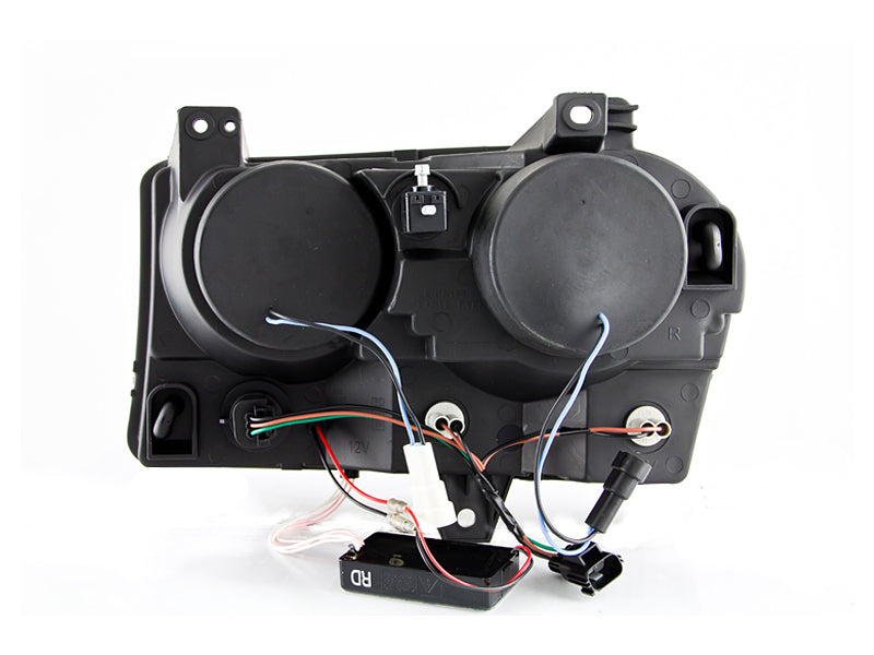 ANZO 2005-2010 Chrysler 300 Projector Headlights w/ Halo Chrome Headlights ANZO