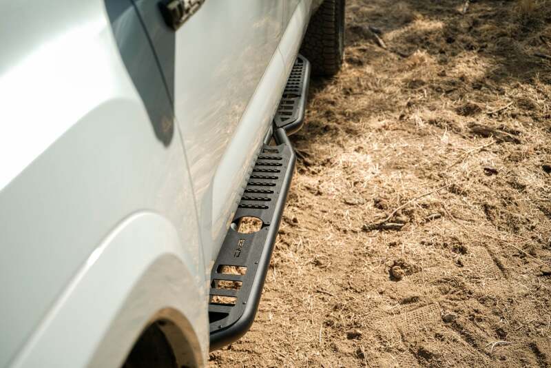 DV8 Offroad 16-23 Toyota Tacoma Crew Cab OE Plus Side Steps Side Steps DV8 Offroad
