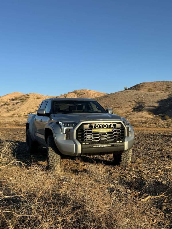Camburg 22-25 Toyota Tundra 2WD/4WD Blue KINETIK Uniball Trail Series Long Travel Kit w/ Billet UCA Suspension Arms & Components Camburg
