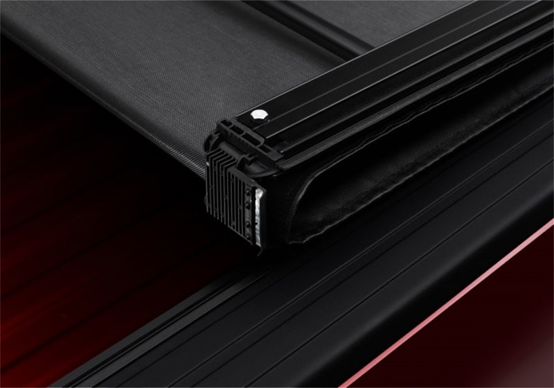 Truxedo 19-20 Ram 1500 (New Body) w/o Multifunction Tailgate 5ft 7in Deuce Bed Cover Bed Covers - Folding Truxedo