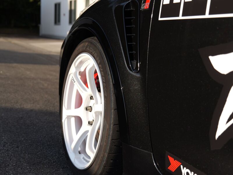 HKS GR COROLLA GZEA14H Fender Molding Body Kits HKS