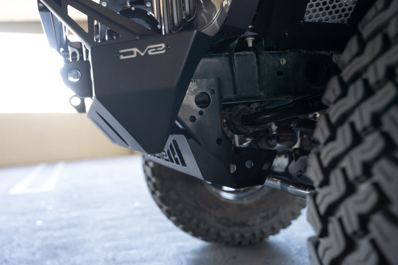 DV8 Offroad 18-23 Jeep Wrangler JL/JT Front Bumper Sway-Bar Disconnect Motor Skid Plate Skid Plates DV8 Offroad