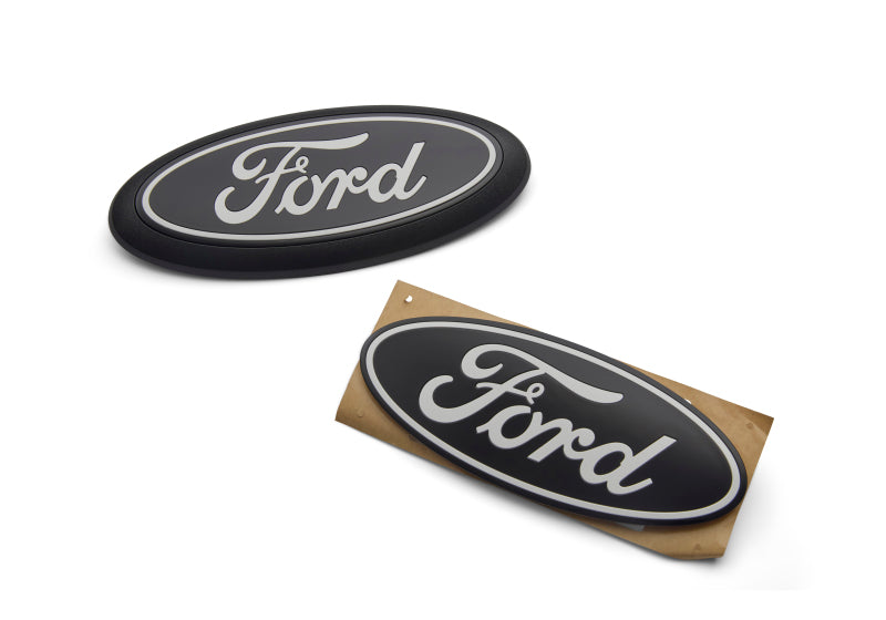 Ford Racing 24-26 F-150 Black Oval Kit w/o Camera Other Body Components Ford Racing