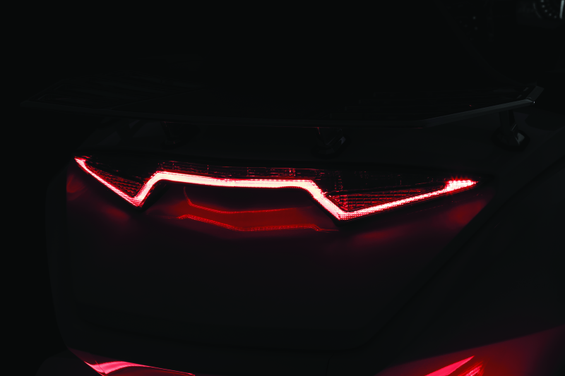 Kuryakyn Omni L.E.D Trunk Light Bar 18-20 GL1800 Brackets Kuryakyn