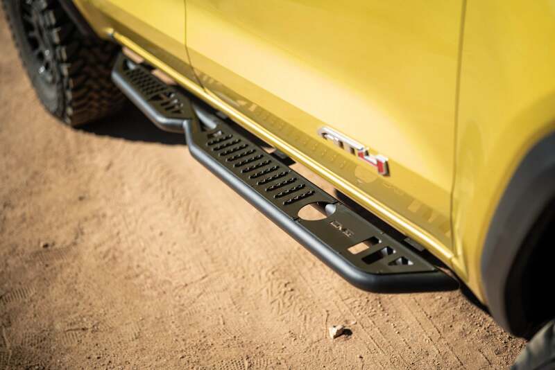 DV8 Offroad 23-24 Chevy Colorado OE Plus Side Steps - Black Steel Side Steps DV8 Offroad