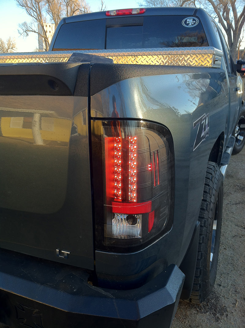 Spyder Chevy Silverado 07-13 LED Tail Lights Blk ALT-YD-CS07-LED-BK Tail Lights SPYDER