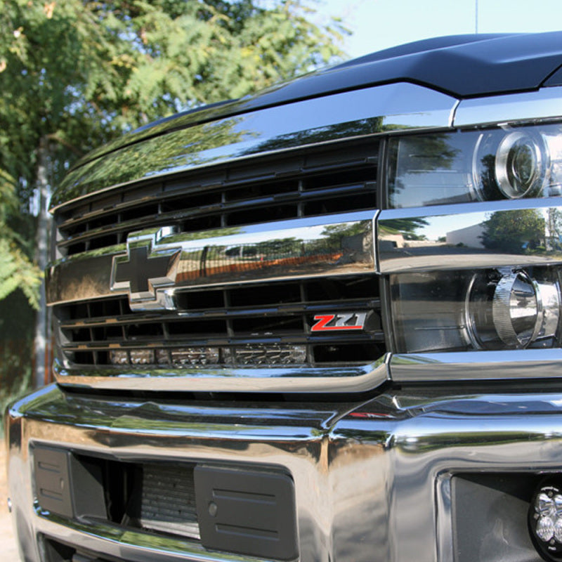 Baja Designs 2017 Chevreolet Silverado 2500/3500 HD 30in OnX6+ Grille Light Bar Kit - 5000K Daylight Light Bars & Cubes Baja Designs