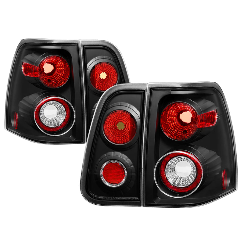 Spyder Lincoln Navigator 03-06 Euro Style Tail Lights Black ALT-YD-LN03-BK Tail Lights SPYDER