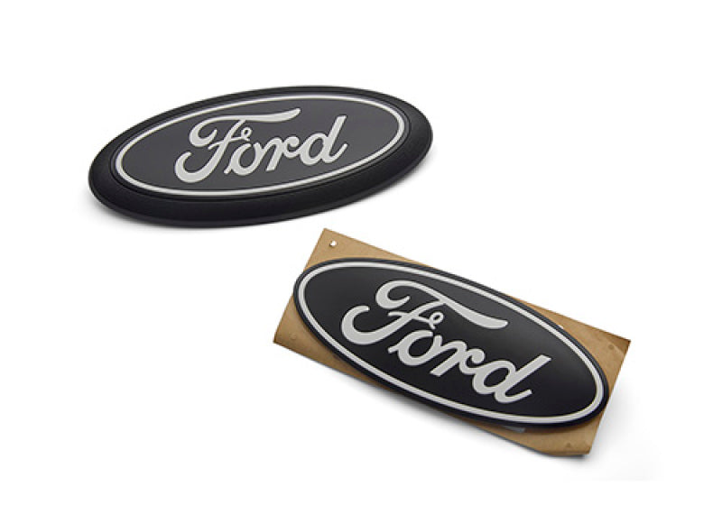 Ford Racing 24-26 F-150 Black Oval Kit w/o Camera Other Body Components Ford Racing