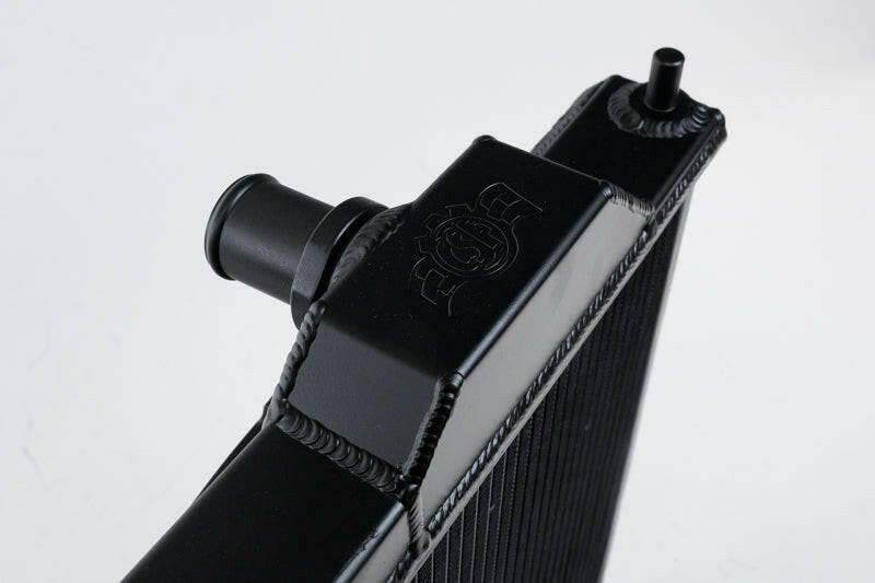 CSF 96-07 Mitsubishi Evo 4/5/6/7/8/9 Full-Slim Radiator w/12in Fan & Shroud/-16AN - Black Radiators CSF