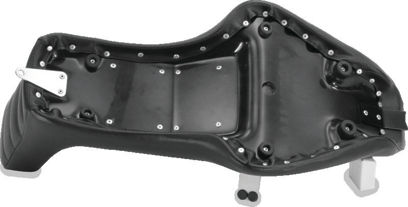 Mustang 04-21 Harley Sportster Throwback 1PC Seat - Black One-Piece Motorcycle Seats Mustang Motorcycle