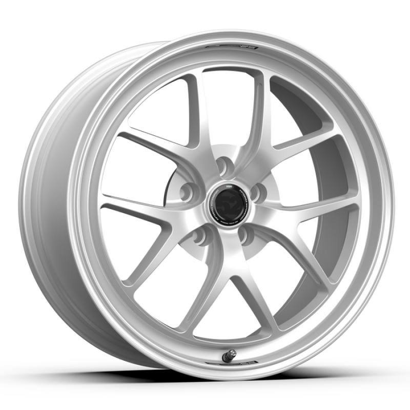 fifteen52 Sector RSR -19x9.5 / 5x120 / 22mm ET / 72.56mm Center Bore - Radiant Silver Wheels - Cast fifteen52
