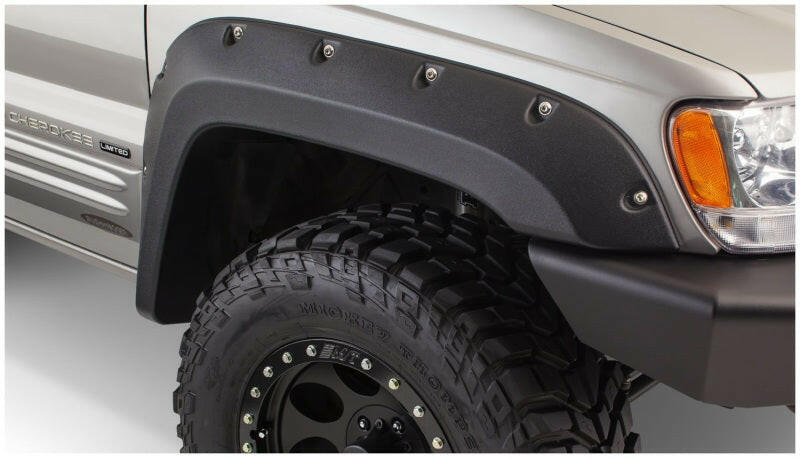 Bushwacker 99-04 Jeep Grand Cherokee Cutout Style Flares 4pc - Black Fender Flares Bushwacker