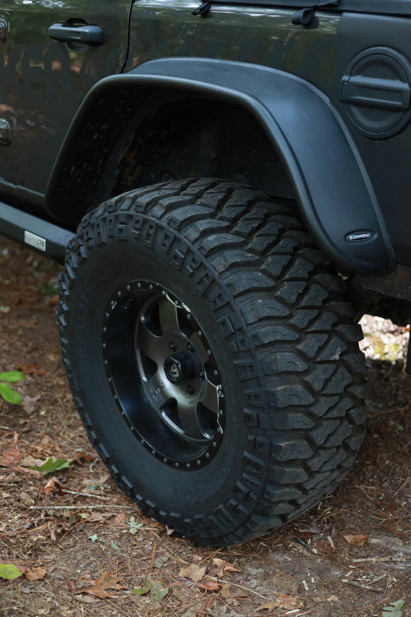 Bushwacker YA FF Jeep Flat Style 2 Piece Tailgate Caps Bushwacker
