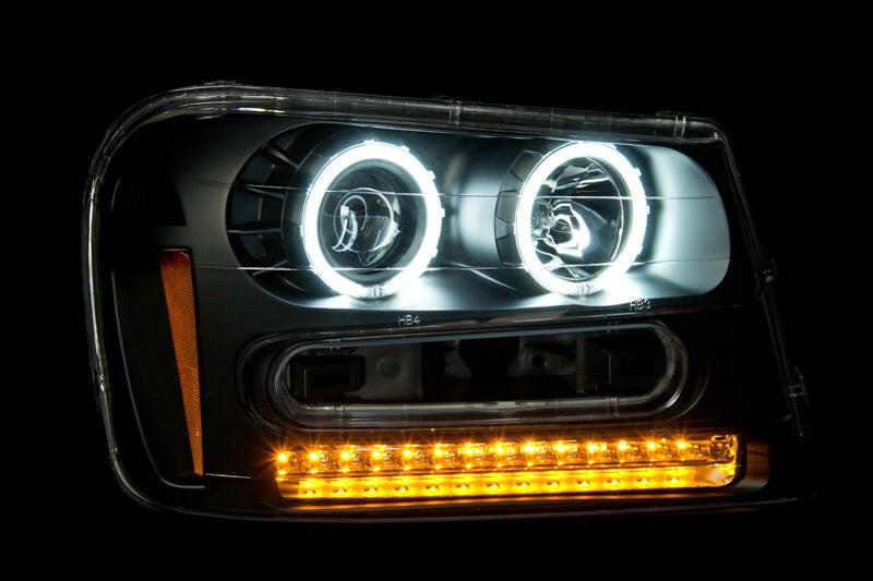 ANZO 2002-2009 Chevrolet Trailblazer Projector Headlights w/ Halo Black Headlights ANZO