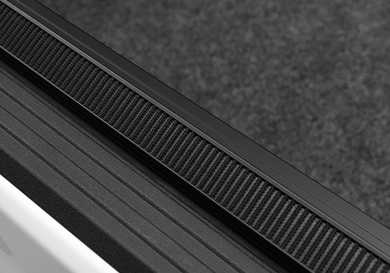 Truxedo 2020 Jeep Gladiator 5ft Lo Pro Bed Cover Bed Covers - Roll Up Truxedo