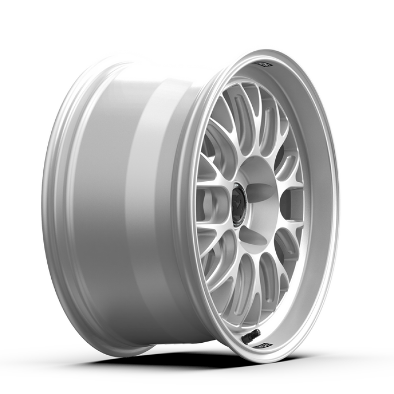 fifteen52 Holeshot RSR 18x9.5 5x120 22mm ET 72.56mm Center Bore Radiant Silver Wheels - Cast fifteen52