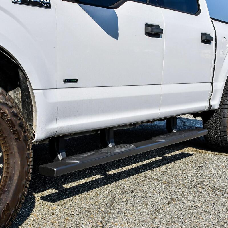 Westin Ram 15-21 Ford F-150 / 17-21 Ford F-250 & F350 Crew Cab R5 XD Nerf Step Bars - Black Nerf Bars Westin