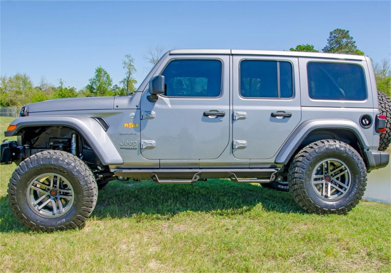 N-Fab Predator Pro Step System 2018 Jeep Wrangler JL 4 Door SUV - Tex. Black Nerf Bars N-Fab